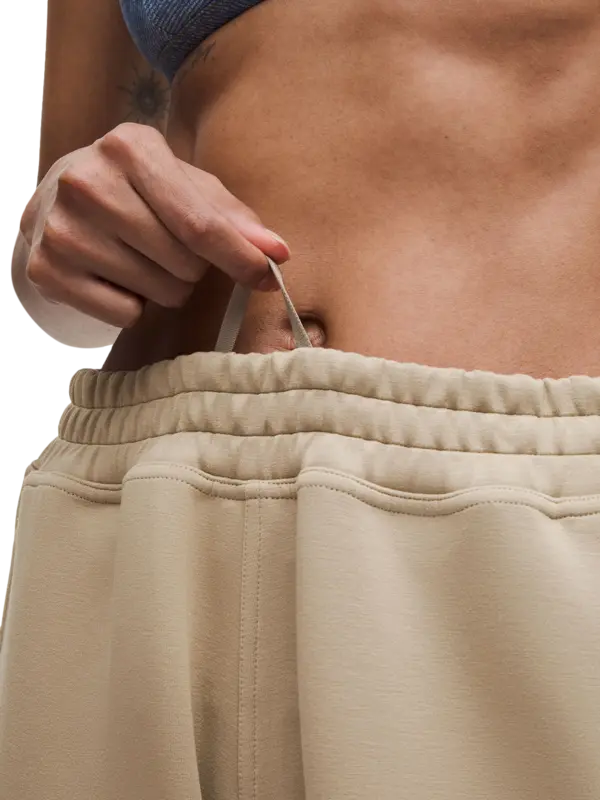 /original/LW5HLBS_068684_LULU_68684_4.png_convert-600x800