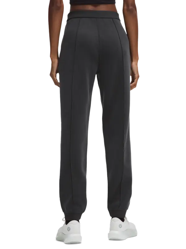 /original/LW5HVSS_0001_LULU_1_3.png_convert-600x800