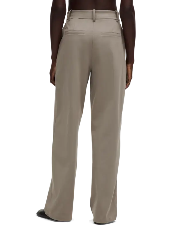 /original/LW5IB7S_070108_LULU_70108_3.png_convert-600x800