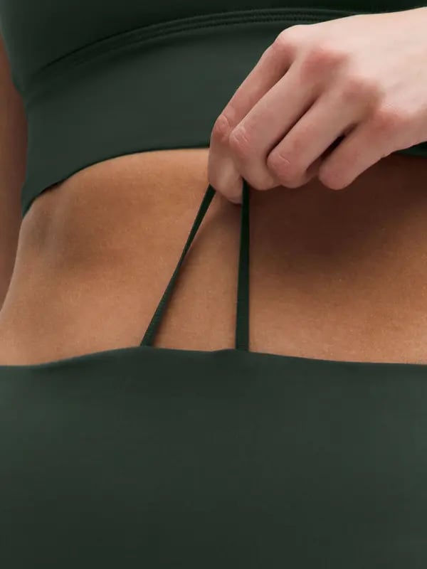 /original/LW6BNFS_049106_LULU_49106_4.png_convert-600x800