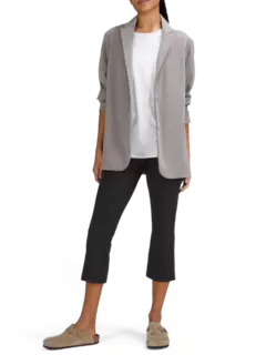 بنطال Groove قصير بخصر مرتفع جدًا مقاس 23 بوصة