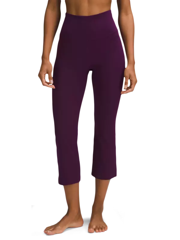 بنطال جروف قصير بخصر مرتفع للغاية مقاس 23 بوصة