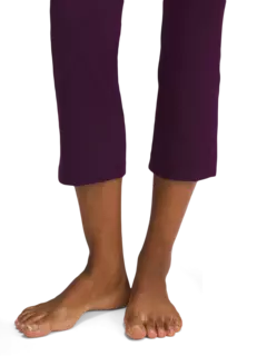 بنطال جروف قصير بخصر مرتفع للغاية مقاس 23 بوصة