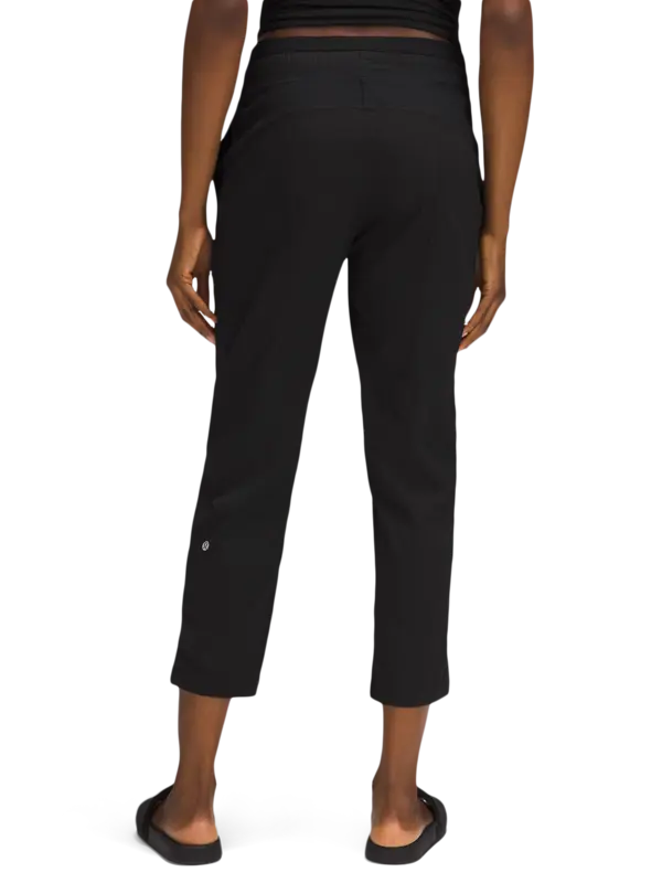 بنطال رياضي قصير دانس ستوديو بخصر متوسط الارتفاع