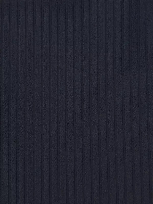 بنطال ضيق قصير مضلع من تشكيلة لولوليمن ألاين مقاس 23 بوصة