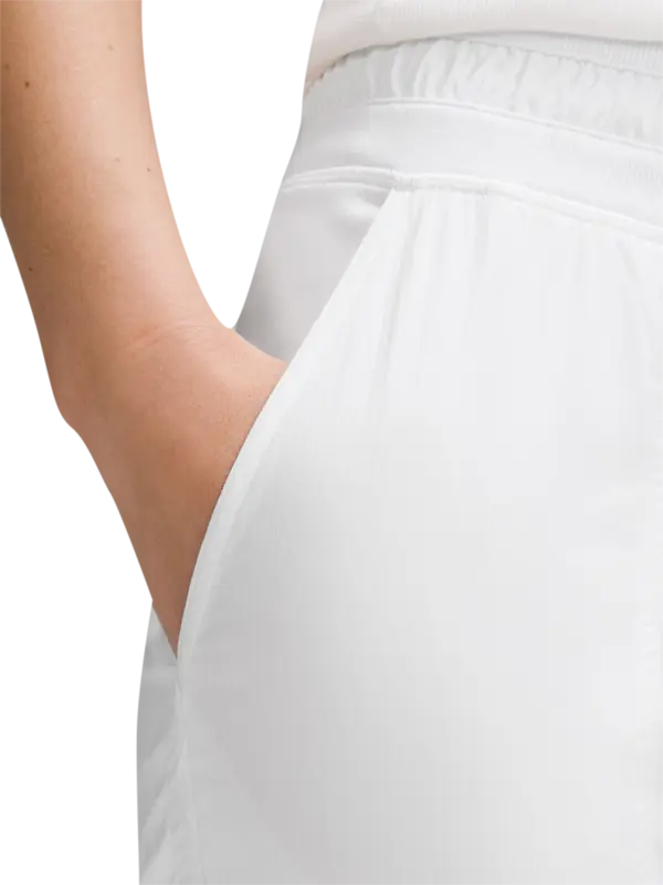 /original/LW6CLWS_0002_LULU_2_4.png_convert-600x800