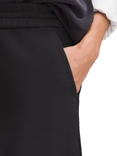 شورت عالي الخصر مقاس 4 بوصة من قماش Softstreme