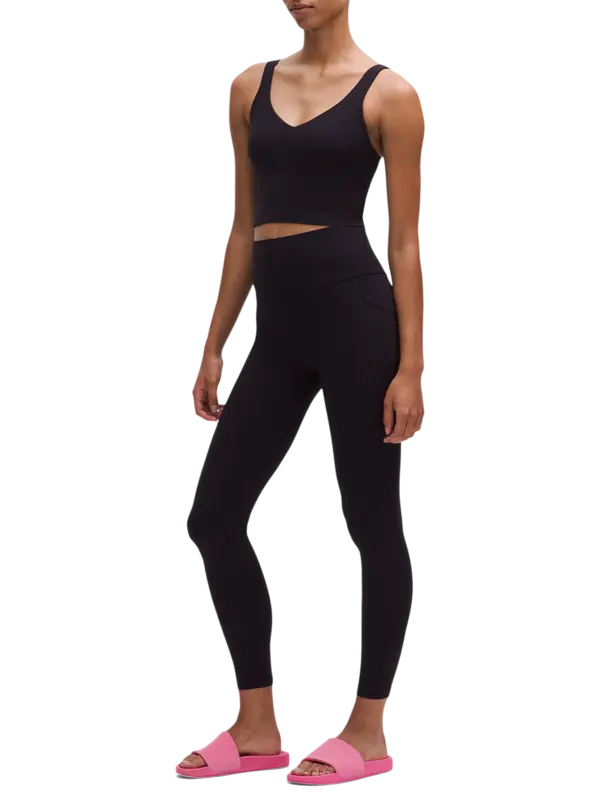 /original/LW9EF2S_073437_LULU_73437_2.png_convert-600x800