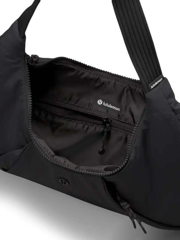 lululemon Pleated Shoulder Bag | THAT lululemon Pleated Shoulder Bag | THAT