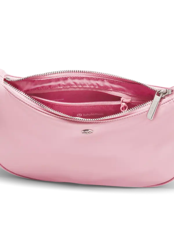 /original/LW9FFZS_067913_LULU_67913_4.png_convert-600x800