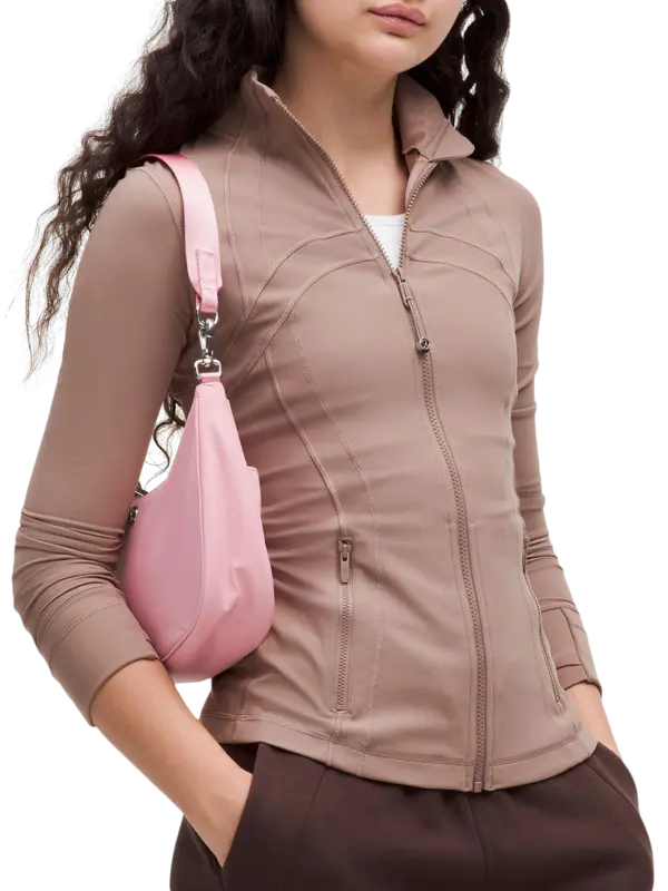 /original/LW9FFZS_067913_LULU_67913_5.png_convert-600x800