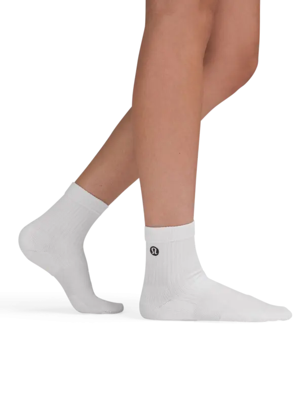 /original/LW9FOSS_0002_LULU_2_2.png_convert-600x800