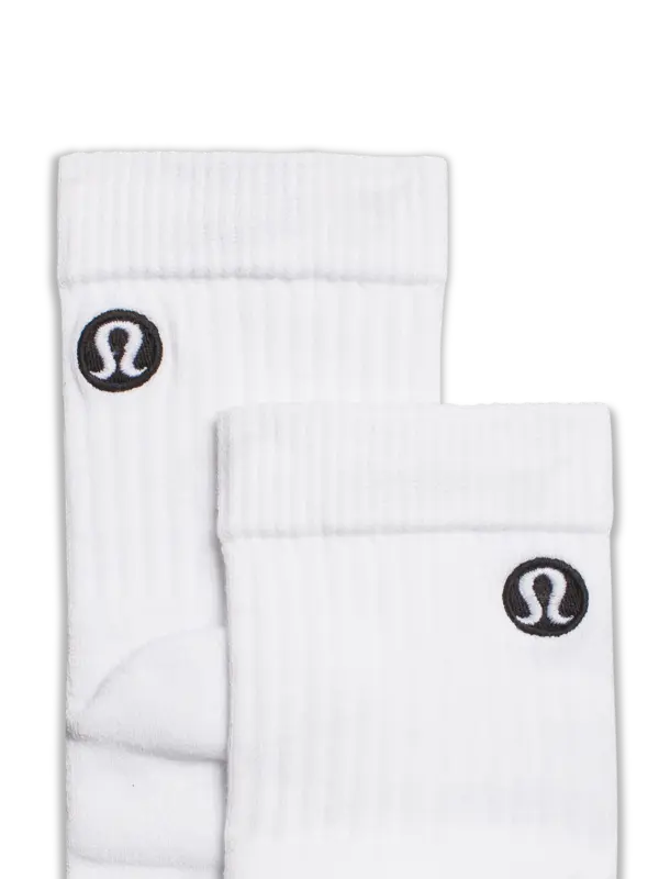 /original/LW9FOSS_0002_LULU_2_3.png_convert-600x800