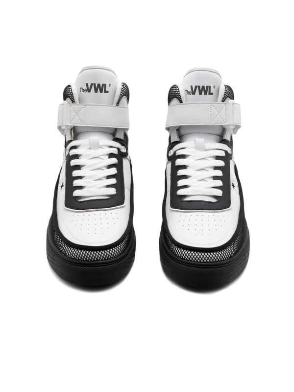 سنيكرز برقبة عالية ونعل مطاطي للرجال