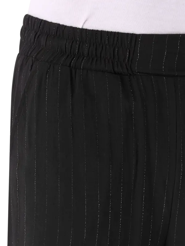 /original/M1068_LHNI_Black_4.png_convert-600x800