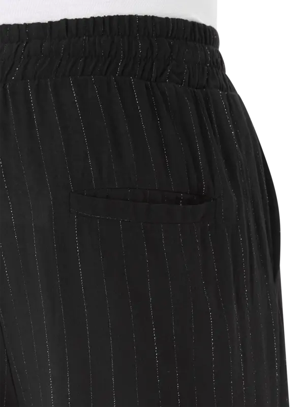 /original/M1068_LHNI_Black_6.png_convert-600x800