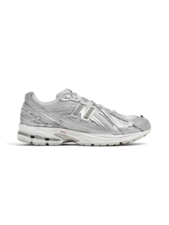 1906 Low Top Sneakers