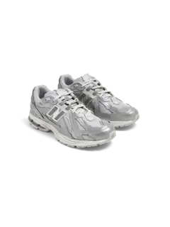 1906 Low Top Sneakers