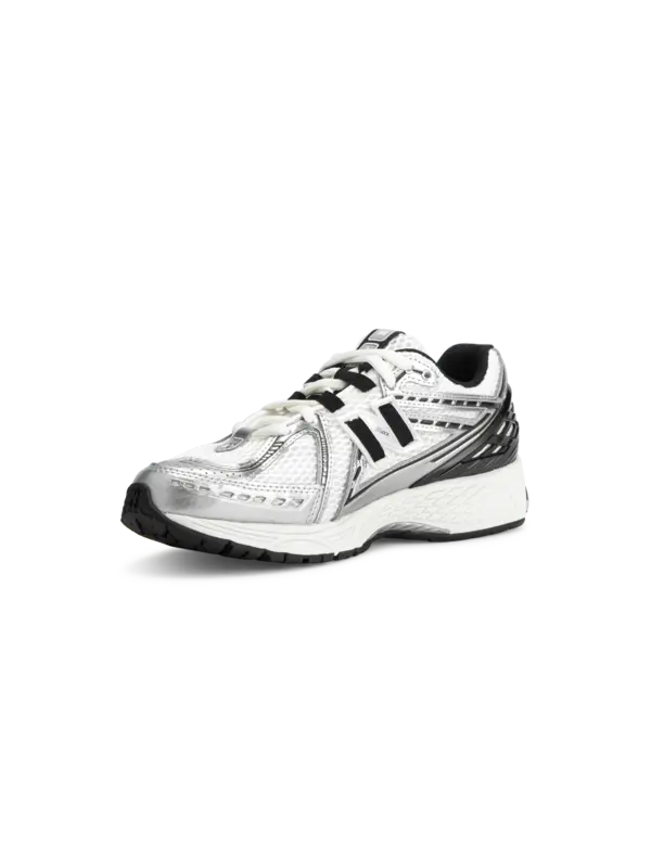 حذاء رياضي 1906 برقبة منخفضة