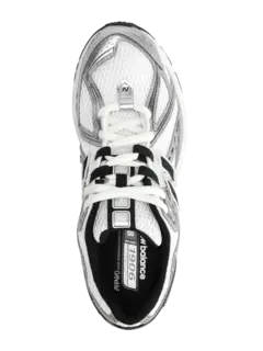 حذاء رياضي 1906 برقبة منخفضة