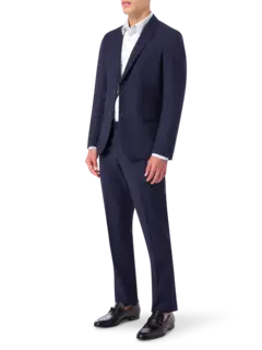 بدلة بصف واحد من الأزرار