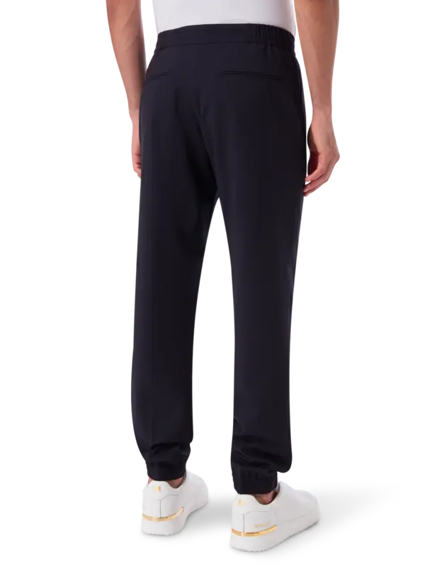 /original/M1R758YM02212_PAUL_49 Very Da_3.PNG_convert-600x800