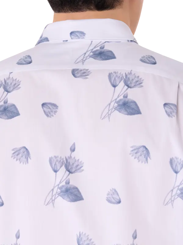 /original/M2R149TP22279_PAUL_01 White_6.png_convert-600x800