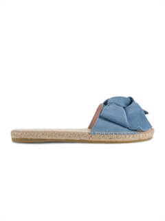 Flat Sandals With Knot