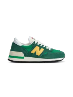 990 V2 Made in USA Sneakers