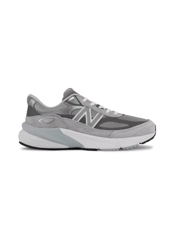 New Balance 990 Low Top Sneakers THAT