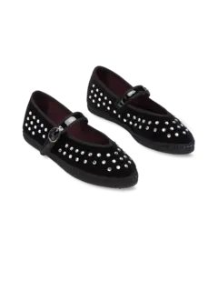 /original/MAEBLACK_CONS_Black_2.png_convert-240x320