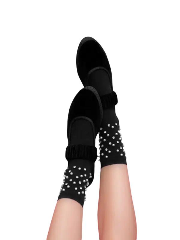 /original/MAFALDAANTONIA_CONS_Black_2.png_convert-600x800