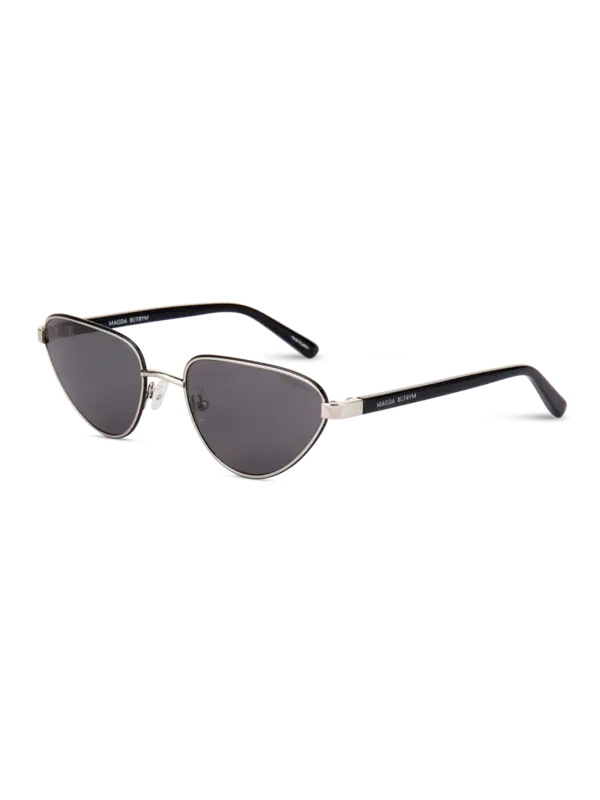 نظارة شمسية من ماجدا بوتريم × ليندا