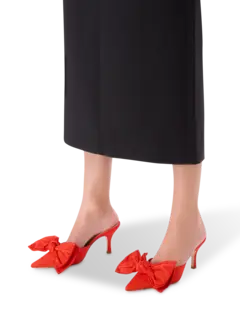 /original/MARGOTRED_LORA_Red_2.png_convert-240x320