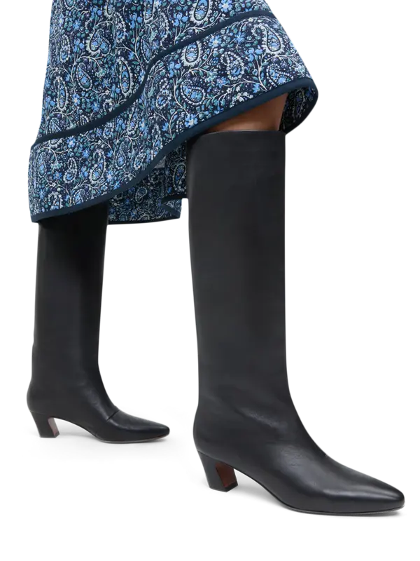 /original/MARLEY_LORA_BLACK_2.png_convert-600x800