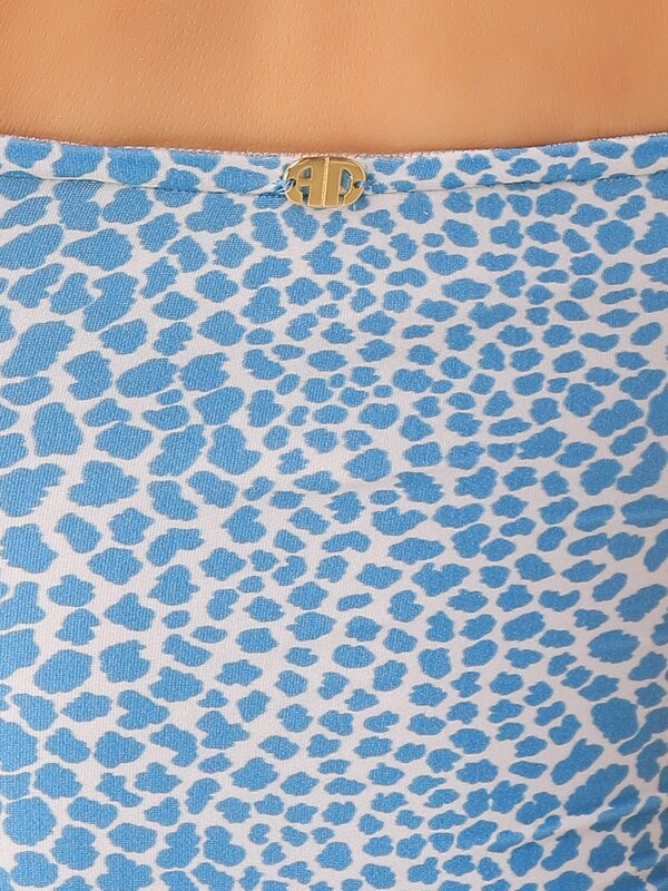 Strapless Swimsuit With Triple Knots