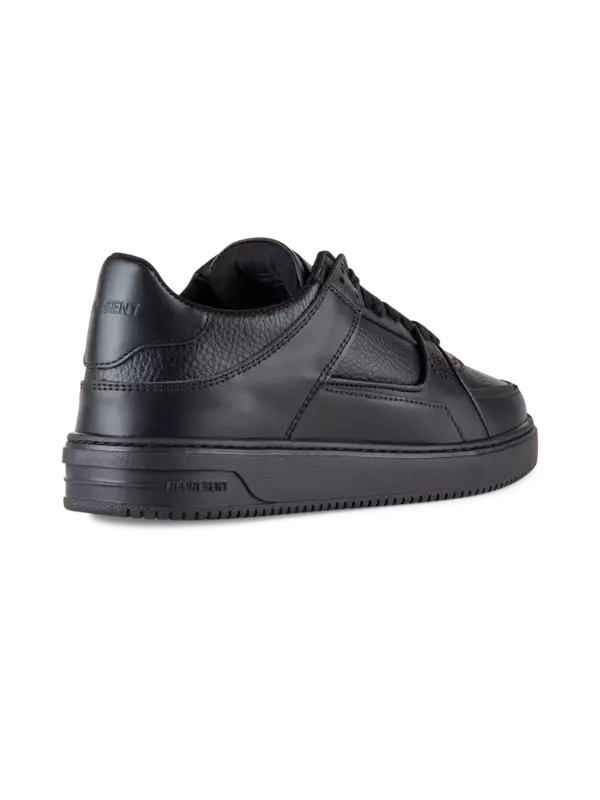 سنيكرز أبيكس