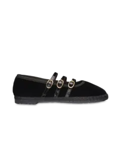 /original/MINABLACK_CONS_Black_1.png_convert-240x320