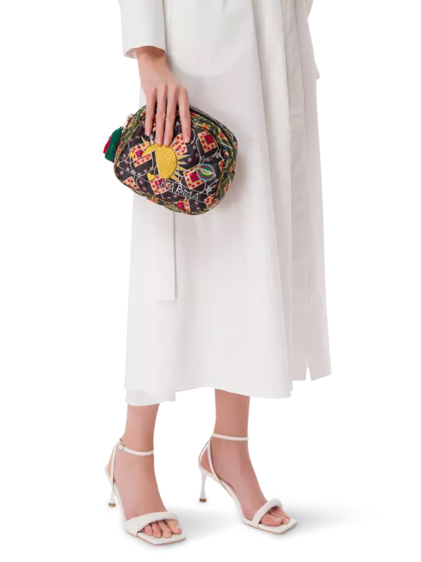 /original/MINISANDALWOOD_MNKI_Black_2.png_convert-600x800