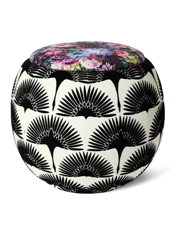 The Queen Pouf Chair : The Beauty Flock Black Velvet Embiossed with Flower Bomb Top