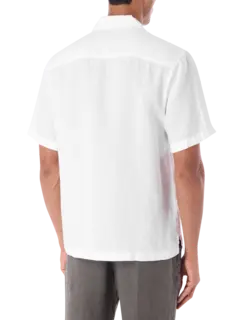 قميص من الكتان بأكمام قصيرة وجيب