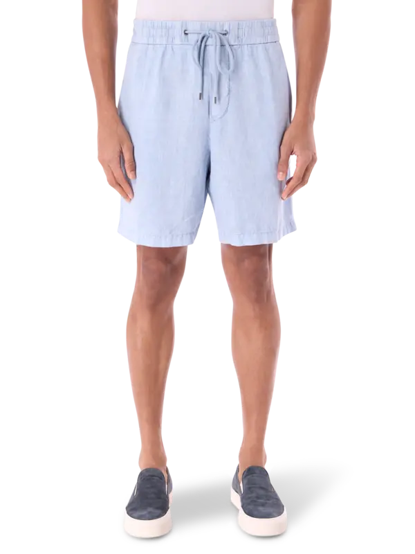 شورت من الكتان بقصة واسعة