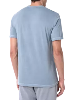 تيشيرت بأكمام قصيرة وفتحة رقبة مستديرة