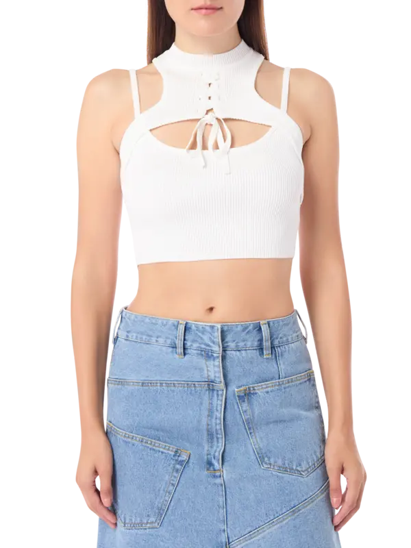 بلوزة قصيرة بحمالة حول العنق