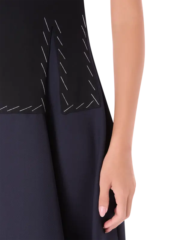 /original/MR250212PNT_MONS_BlackMidni_5.png_convert-600x800