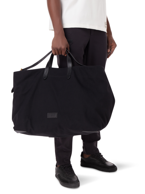 Orsze sft strtrd cas tote bag in blk ctn & ny can