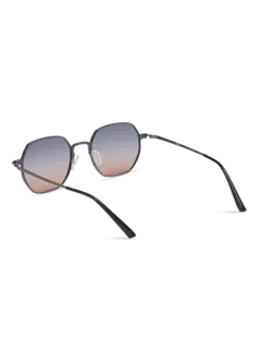 نظارة شمسية سيان