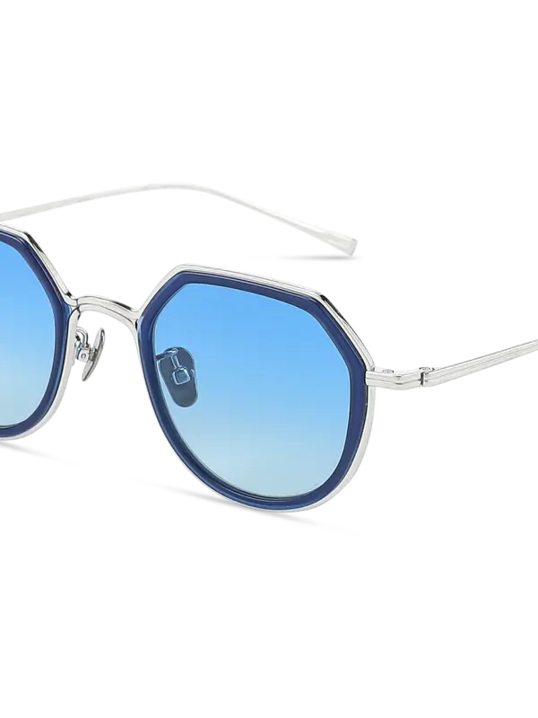 /original/MSYNOLA_EYEC_Blue Sea_5.png_convert-600x800