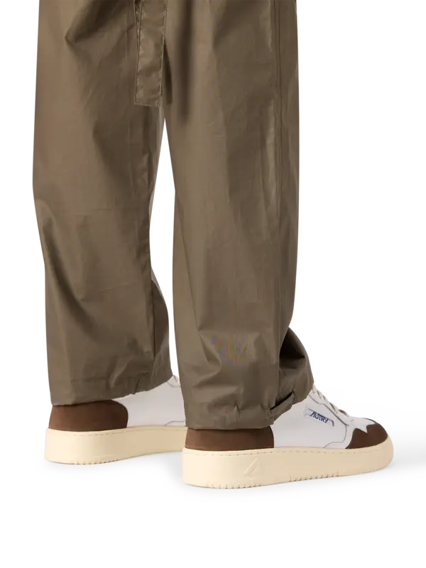 /original/MTR19FAC77_DPRK_MilitryGrn_7.png_convert-600x800