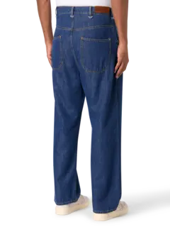 /original/MTR39TBL01_DPRK_MediumFull_3.png_convert-240x320